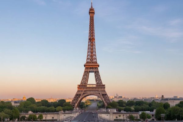 Visiter la tour Eiffel : billets officiels et infos sur le site incontournable Visiter la tour Eiffel : billets officiels et infos sur le site incontournable