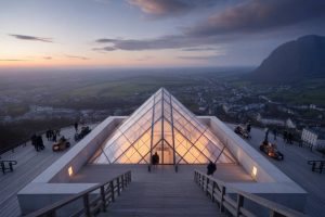 22 montaigne entertainment : immersion dans l’expérience culturelle et immersive signée Dior