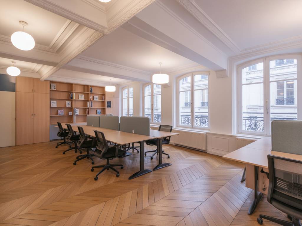 Les bureaux de coworking les mieux placés dans le centre de paris : adresses, ambiances et services à connaître