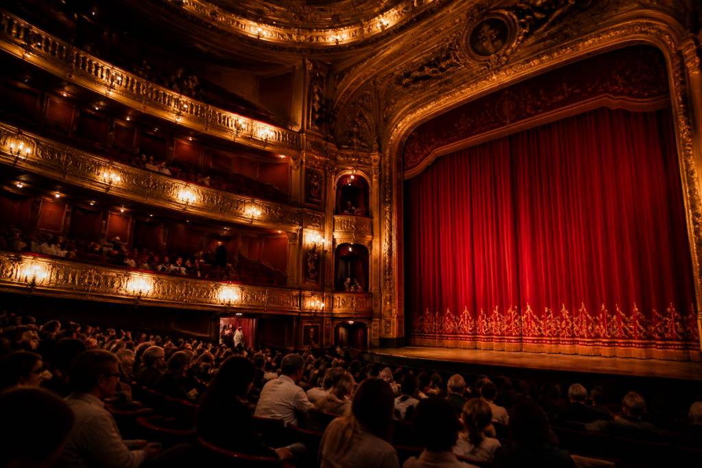Actualités theatre paris : les spectacles et nouveautés à suivre